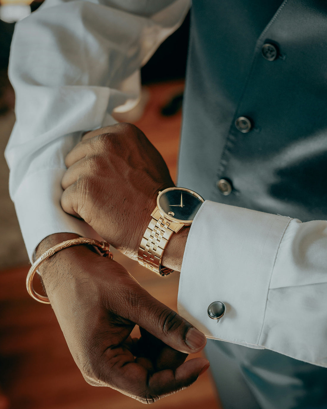 Herrklocka eller smartwatch – vad ska du välja?