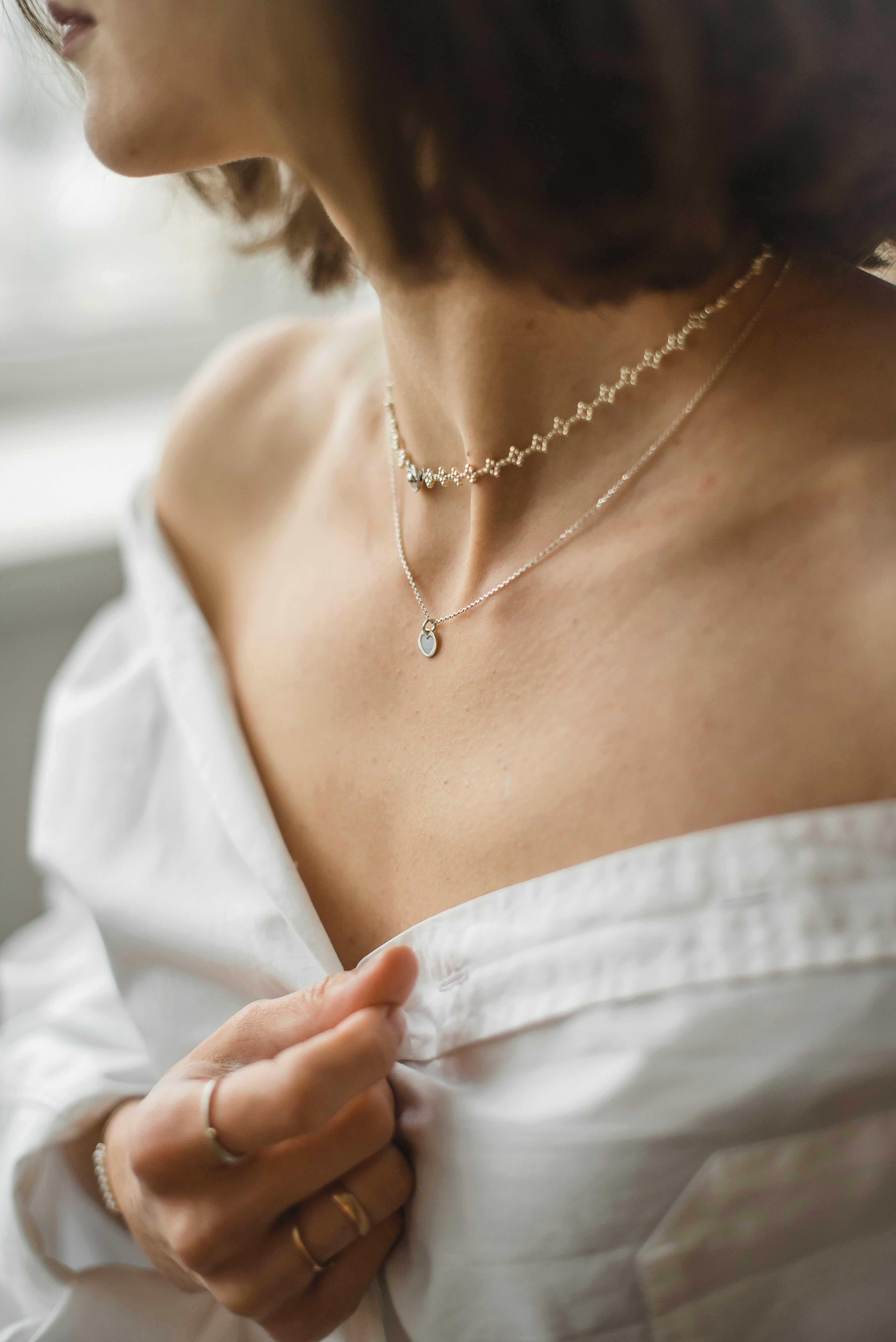 Halsband dam - Stilrena halsband för alla tillfällen