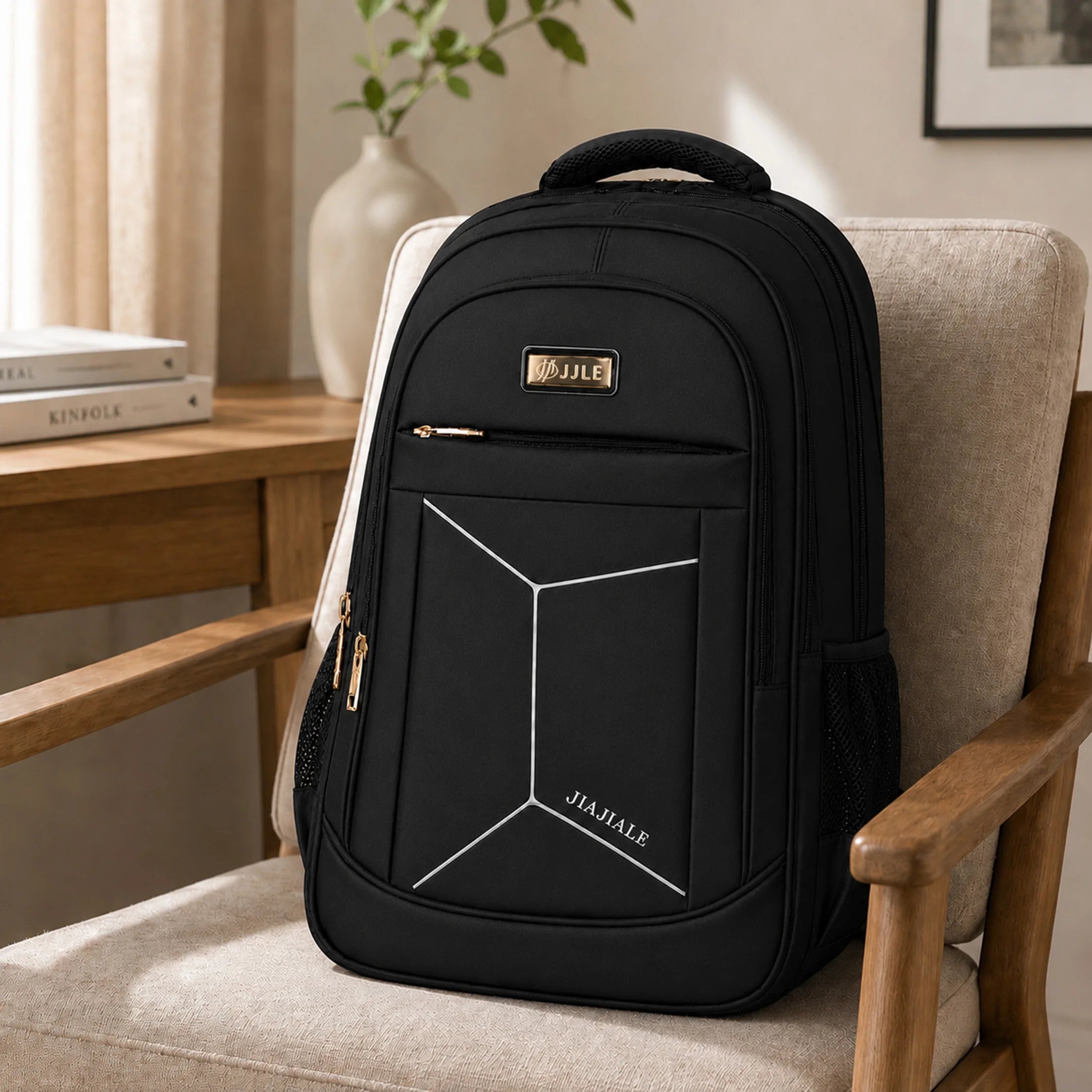 Rymlig unisex ryggsäck 20–35 L med laptopfack