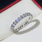 Ring dam – tunn ring med zirkonia cc-inspirerade