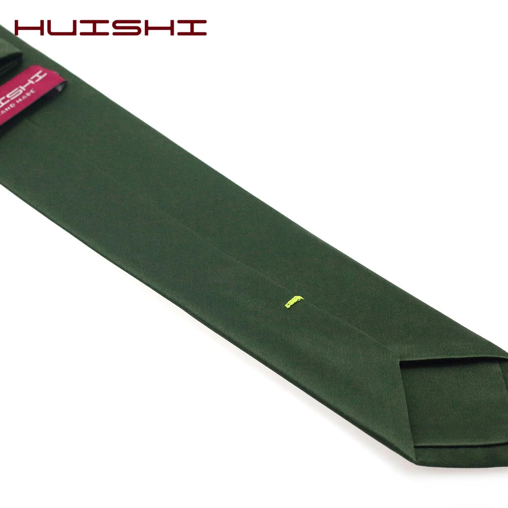 Mörkgrön slips i polyester – Klassisk & elegant design