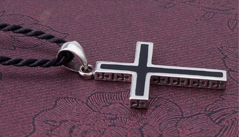 Kors halsband i 925 silver – svart herr halsband