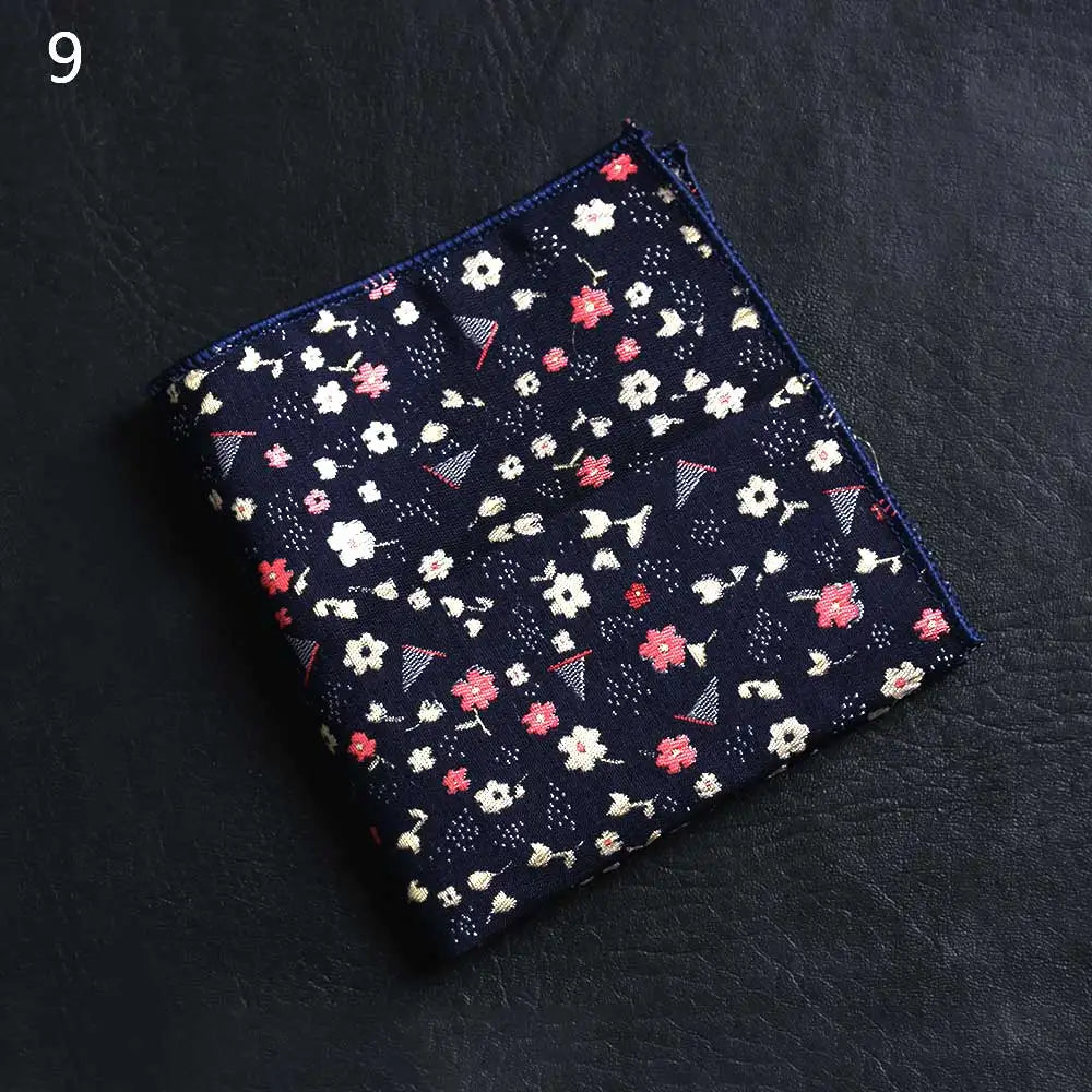 Näsduk i siden – Finns i flera varianter