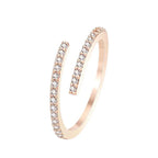 Minimalistiska ringar i roséguld – geometriskt ringset för kvinnor