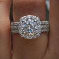 Ring dam – klassisk ring i silverton cushion cut