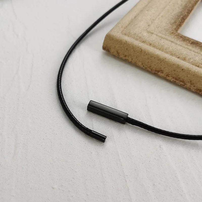 Choker halsband herr – svart repkedja med magnetlås