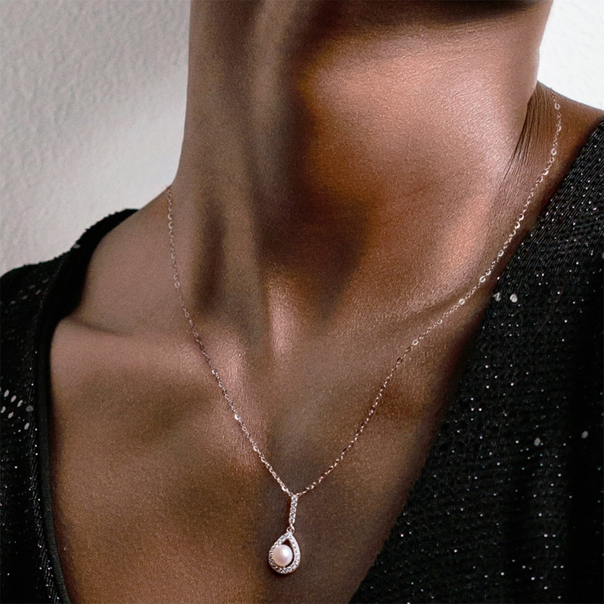 Lotus Silver halsband i 925 silver – pärlformat hänge