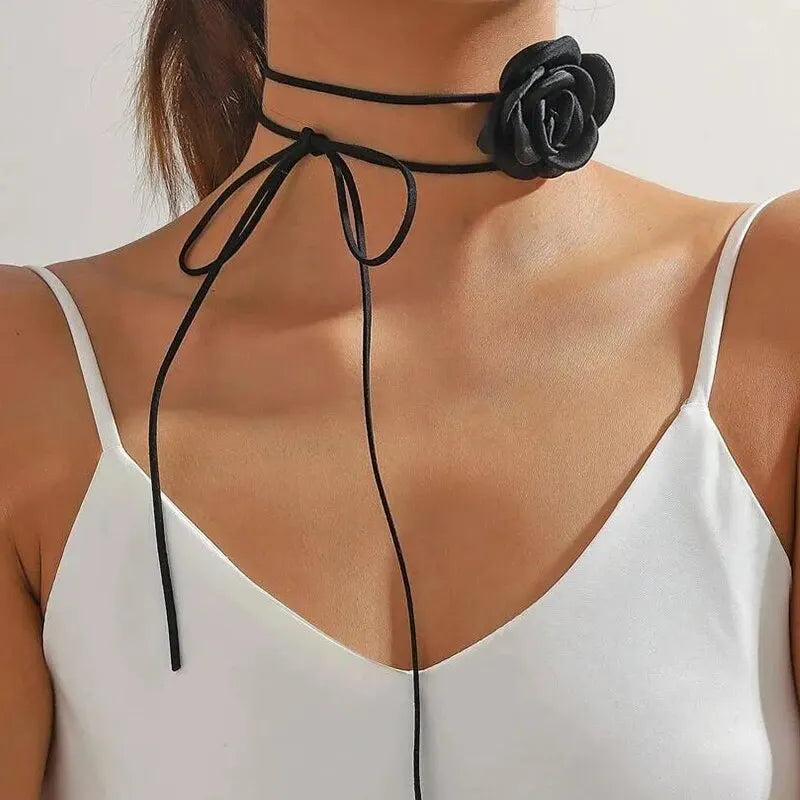 Halsband dam – pärlchoker med rosett