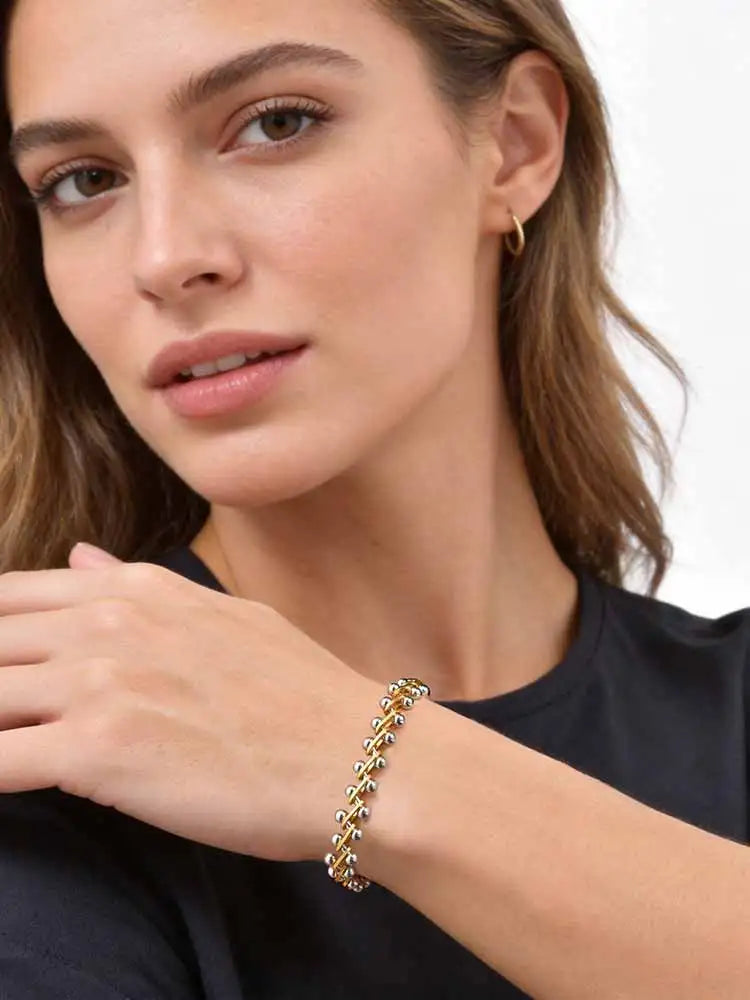 Meaeguet armband dam i guld och silver – minimalistiskt tvåtons armband