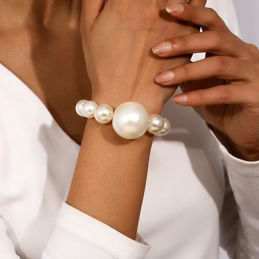 Pärlarmband för dam – klassiskt handgjort armband med pärlor