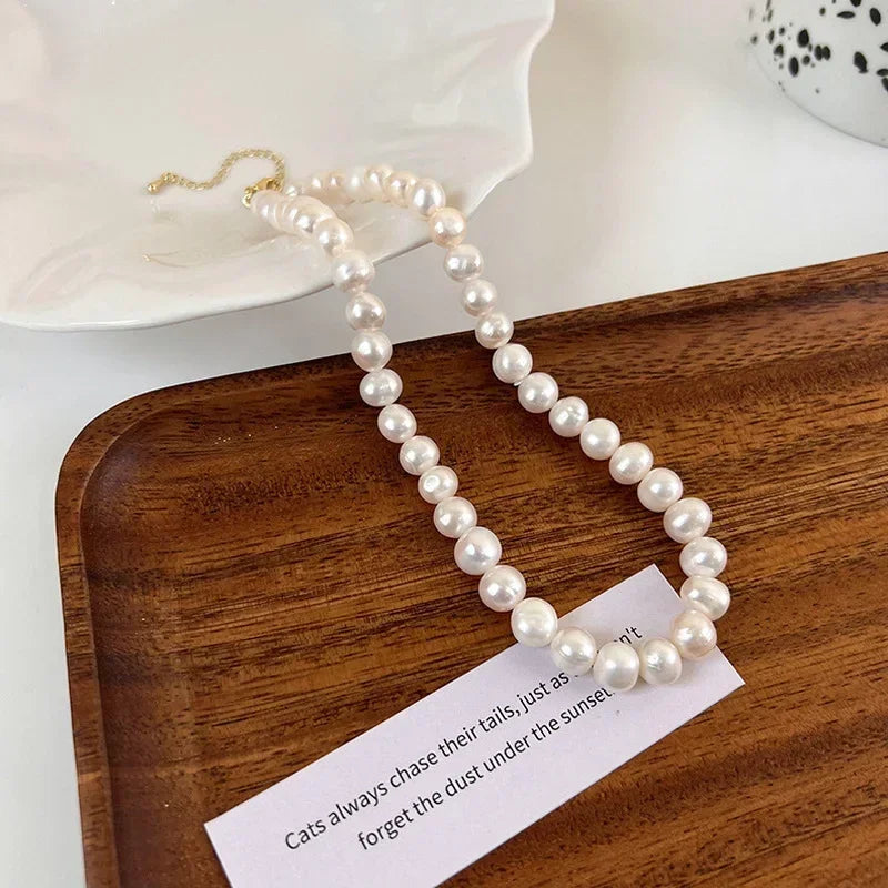 Pärlhalsband dam – sötvattenspärlor choker i elegant design