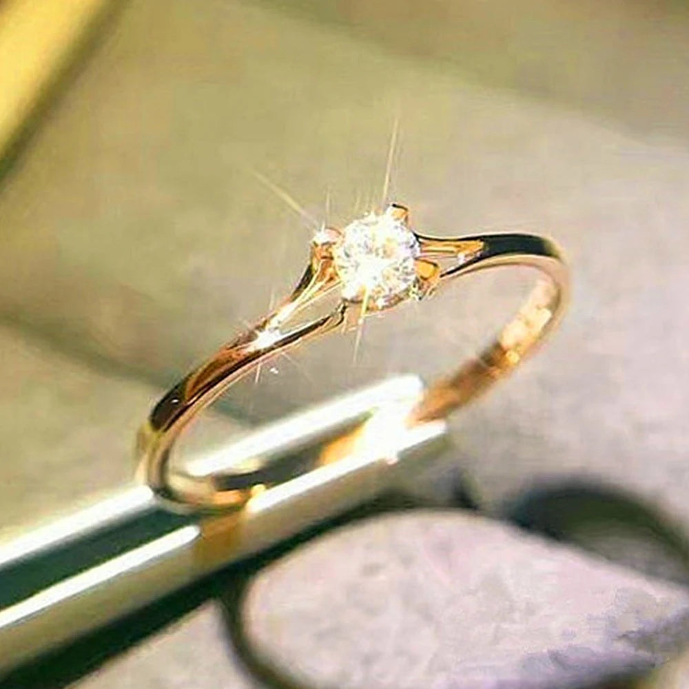 Ring dam – minimalistisk ring med zirkonia cc-inspirerade