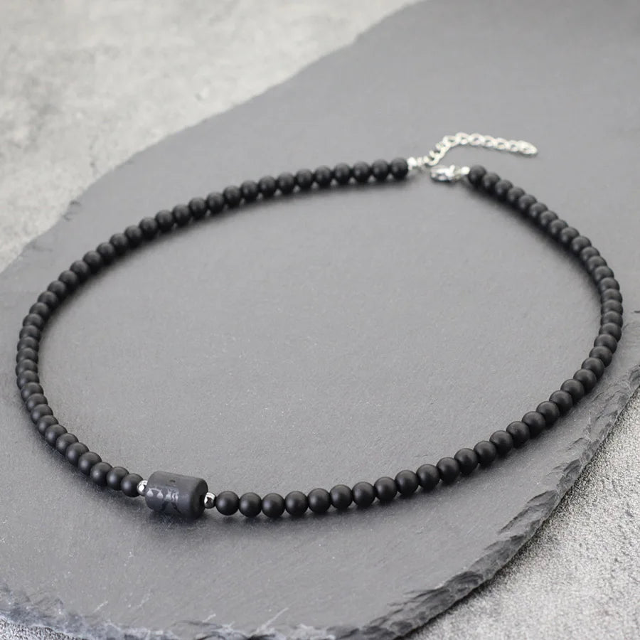 Stenpärlhalsband herr – svart onyx & stjärntecken