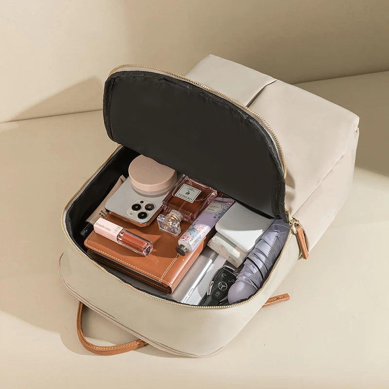 Rymlig datorryggsäck dam i Oxford-material 20–35 L