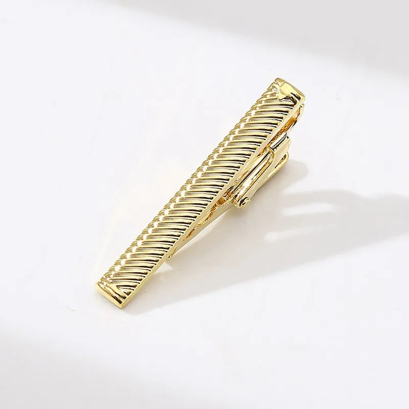Slipsnål Herr 4 cm – Stilren & säker passform