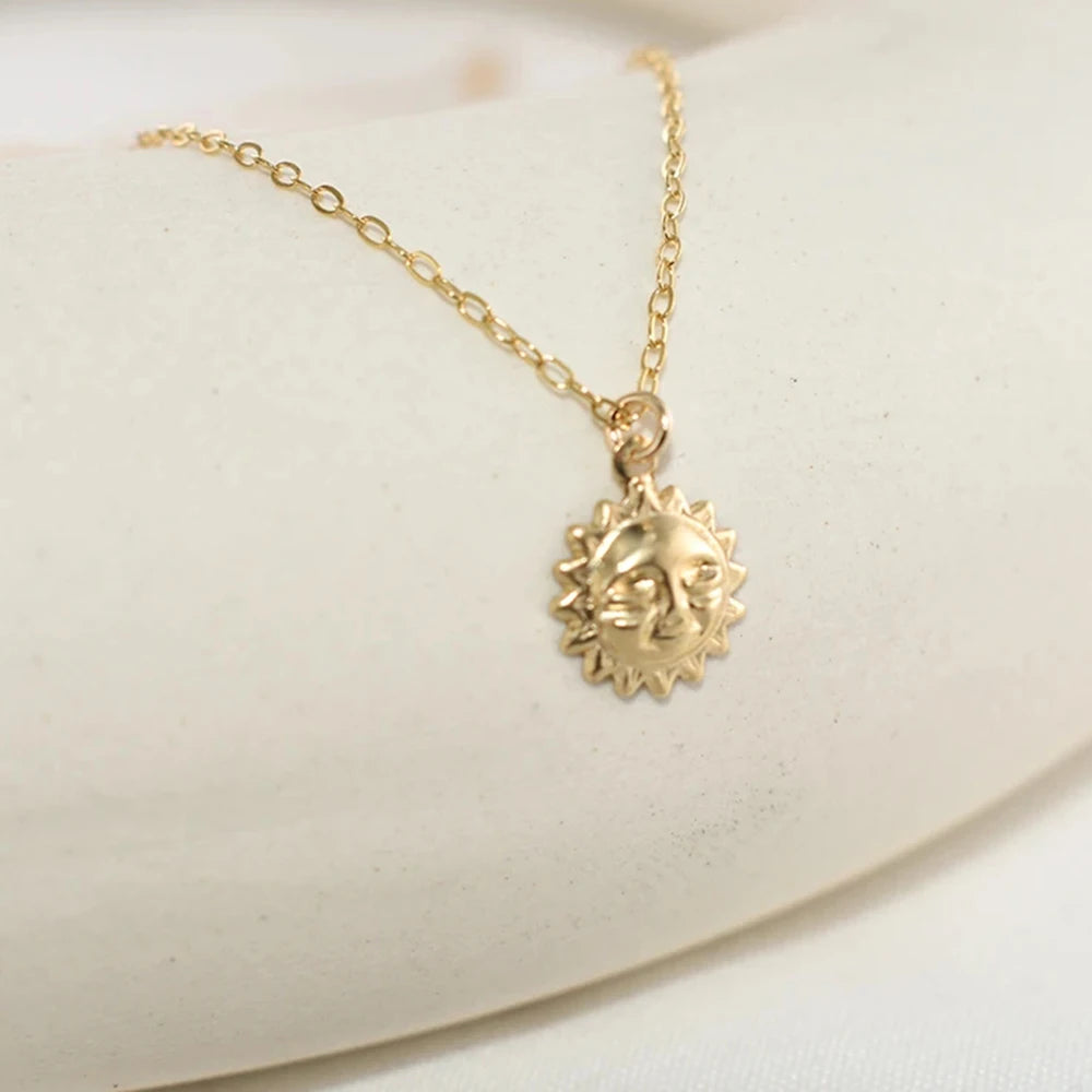 Guld choker halsband dam – solhänge