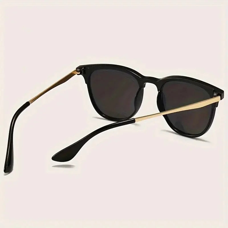 Unisex solglasögon i oval design – UV400 med antireflex