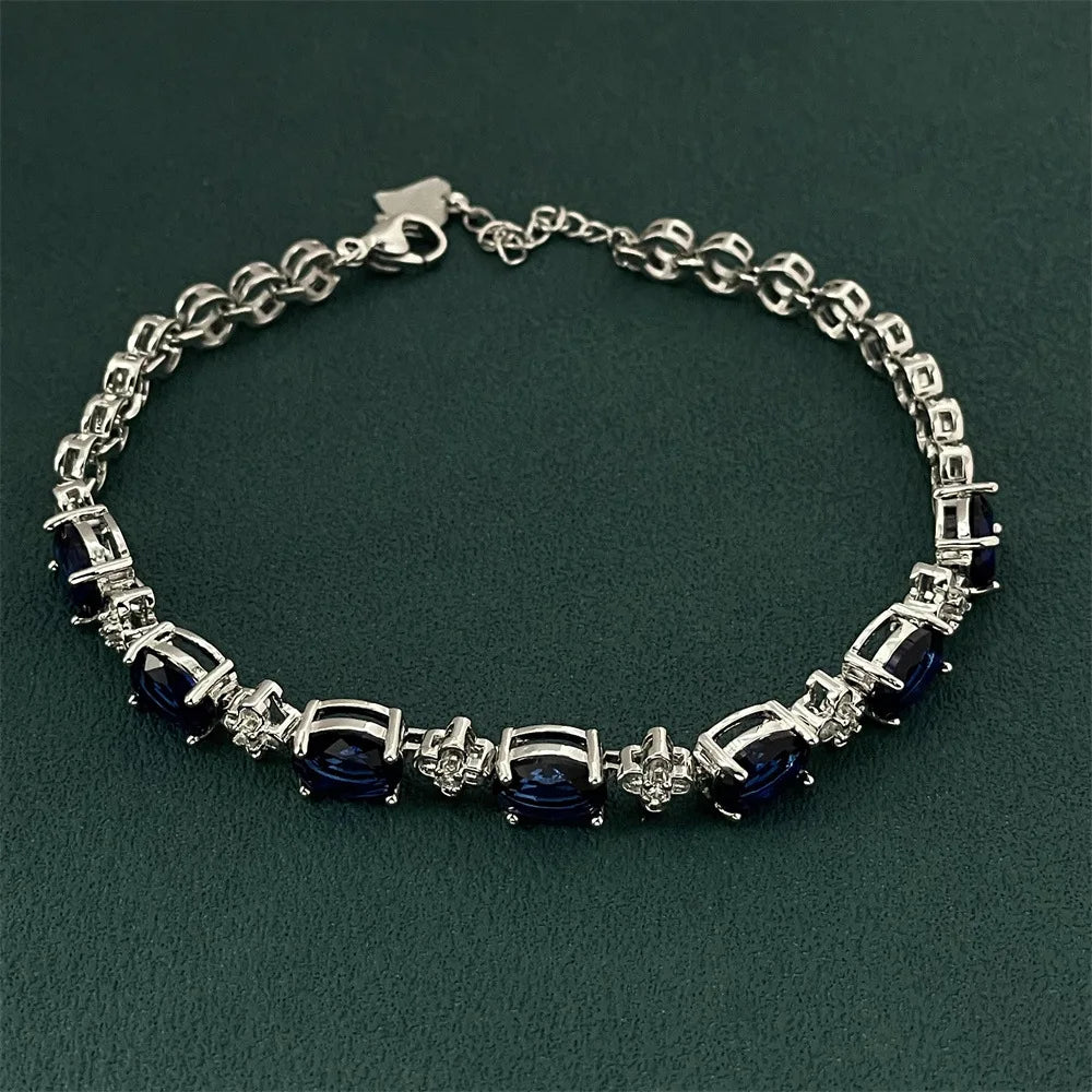 Silverarmband med blå zirkon – elegant damarmband