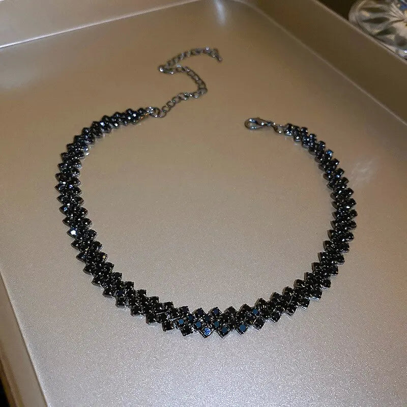 Halsband dam – choker med strass för fest