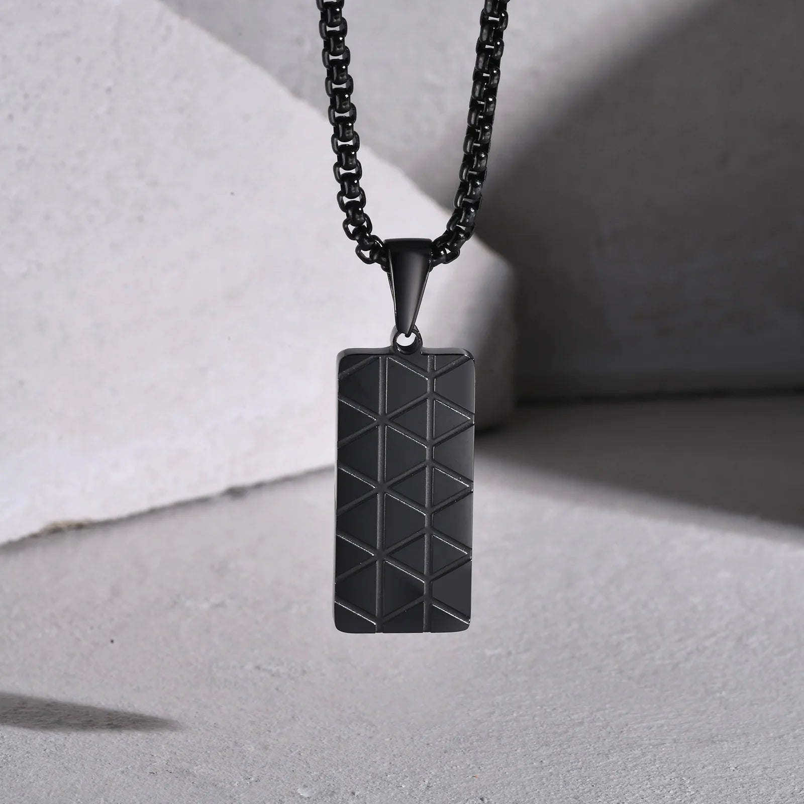 Dog Tag halsband herr – militärinspirerat hänge i rostfritt stål