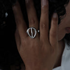 Minimalistisk ring i rostfritt stål – guldpläterad damring i lyxig stil