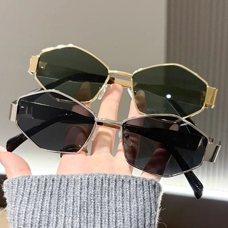Polygon Solglasögon i Metall – Trendiga Streetstyle UV400