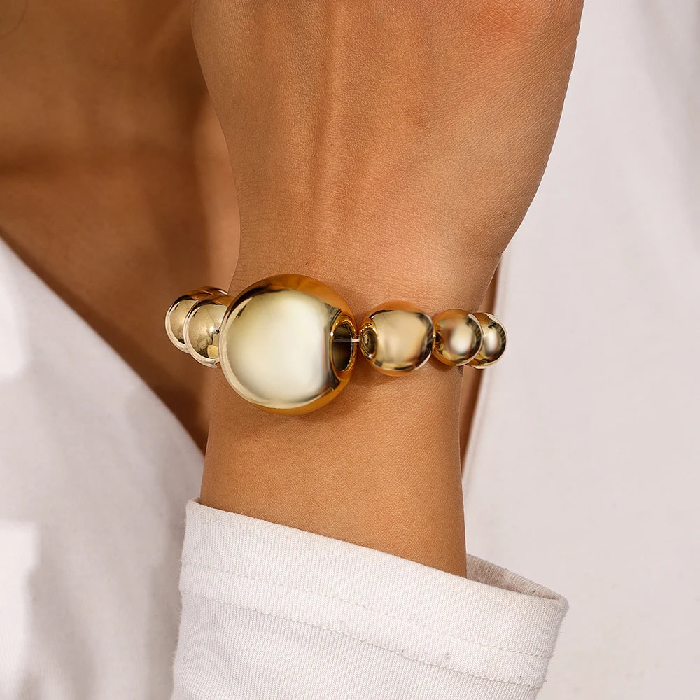 Pärlarmband för dam – klassiskt handgjort armband med pärlor