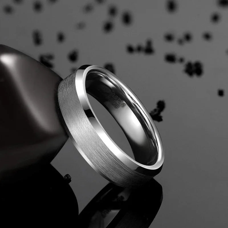 TIGRADE unisexring i tungsten 4–8 mm – borstad silver
