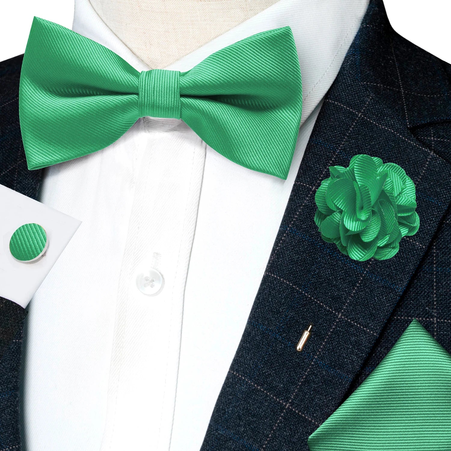 Herrset i siden - Slips, fluga, näsduk, slipsnål –  Finns i flera varianter