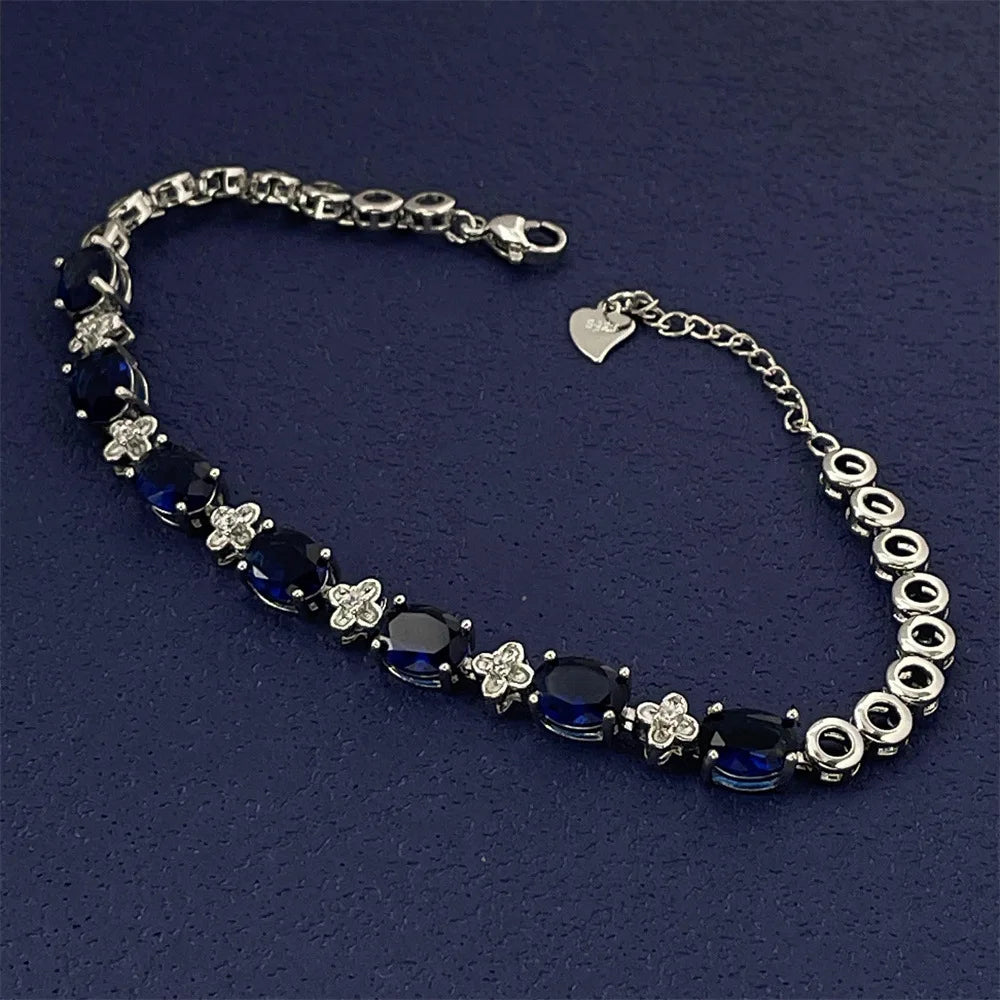 Silverarmband med blå zirkon – elegant damarmband