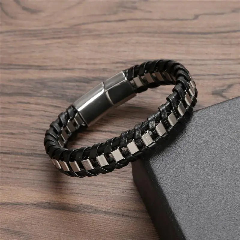 Herr armband i läder och rostfritt stål – flätat armband med magnetlås