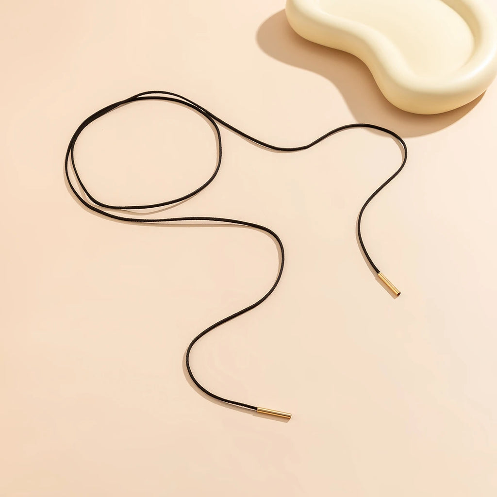 Långt halsband för dam – Trendig och elegant design