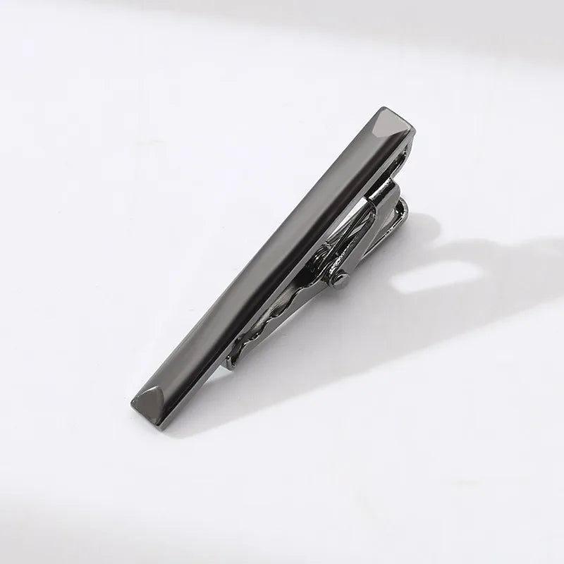 Slipsnål Herr 4 cm – Stilren & säker passform