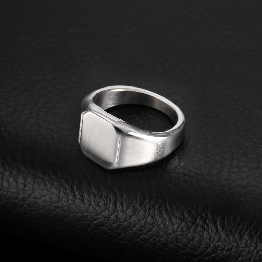 Klackring Unisex – Fyrkantig Silverfärgad i Rostfritt Stål