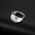 Klackring Unisex – Fyrkantig Silverfärgad i Rostfritt Stål