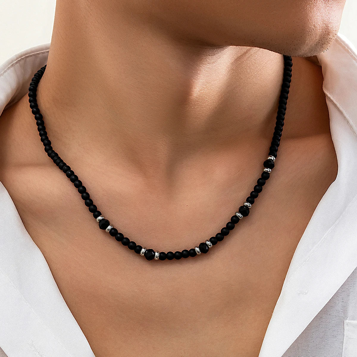 Pärlhalsband herr svart – hiphop choker med kristallpärlor