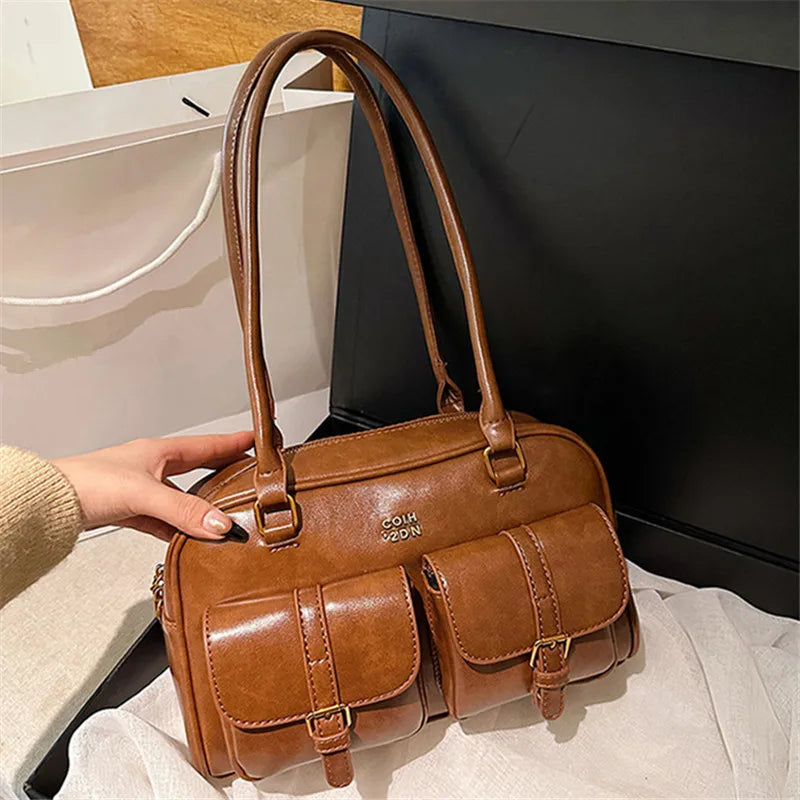 Väska dam – brun handväska med flera fack för resa