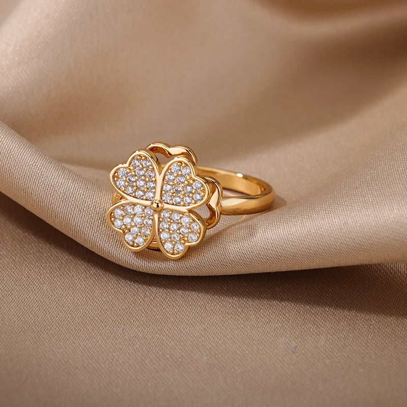 Ring dam – hjärtring med zirkonia bladformade