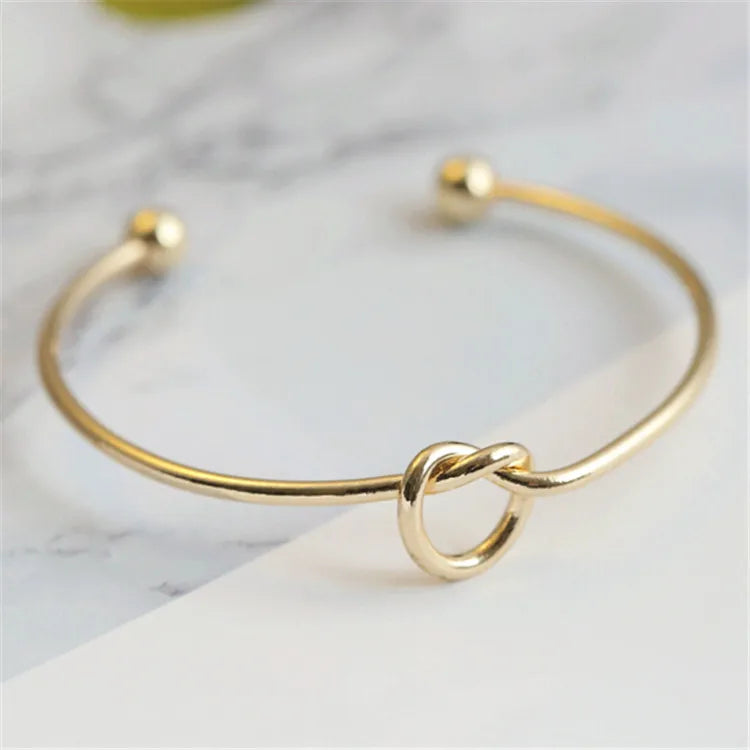 Rostfritt stål armband cuff i vintage stil – tvinnad design i guldfärg