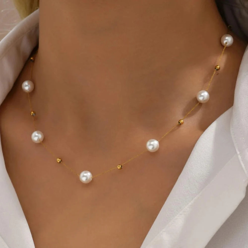Pärlchoker i rostfritt stål – elegant halsband för dam