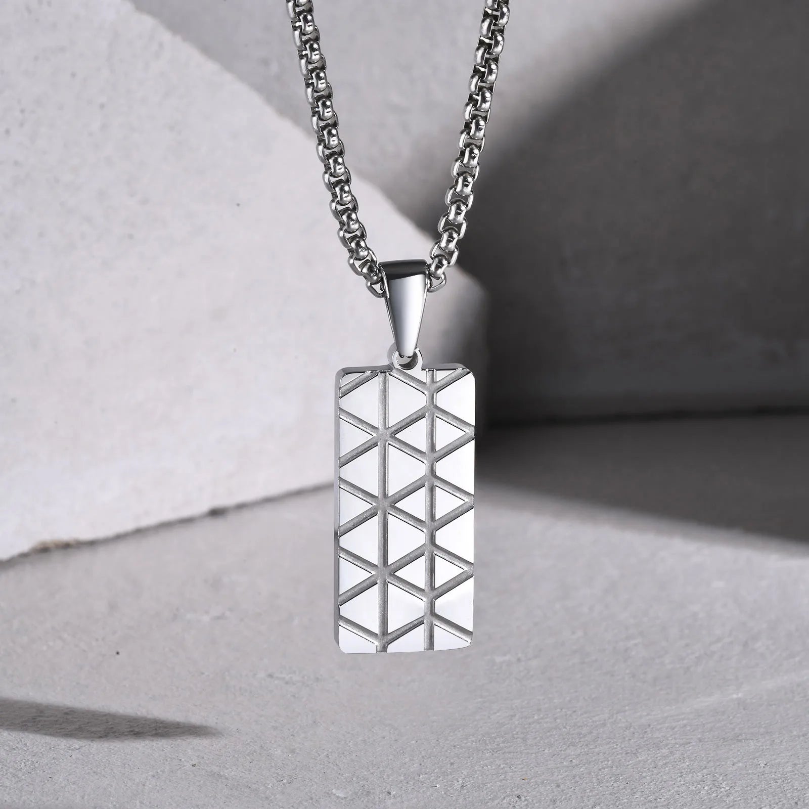 Dog Tag halsband herr – militärinspirerat hänge i rostfritt stål