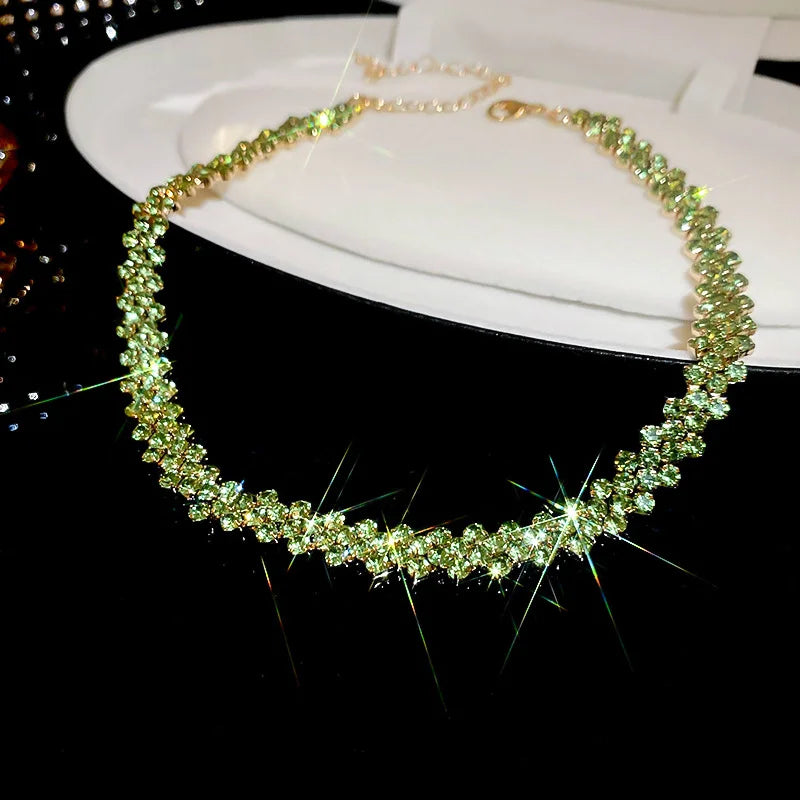 Halsband dam – choker med strass för fest