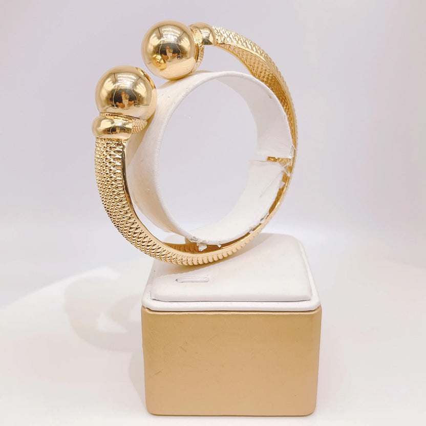 Guldpläterat armband dam stilrent elegant