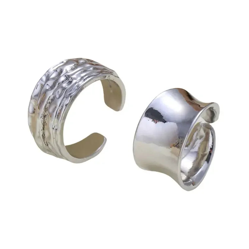 Breda ringar i guldfärg – Geometrisk öppen design för dam