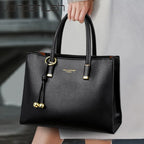 Axelväska dam – casual tote i stilren design