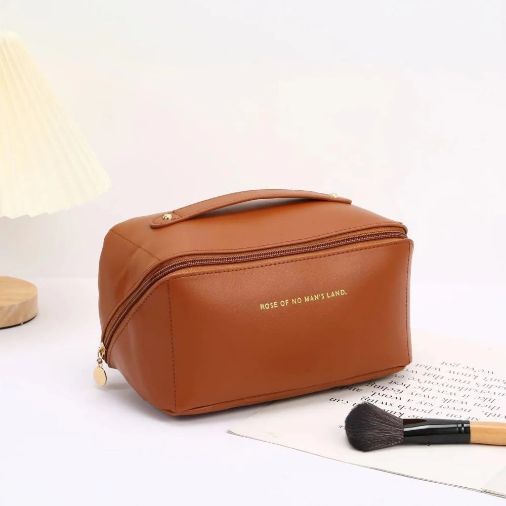 Sminkväska Travel Organizer – rymlig necessär för smink & hygien