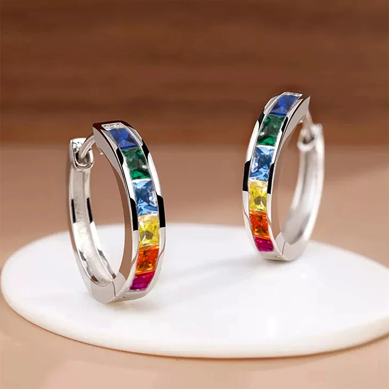 Örhängen dam – eleganta hoops cc-inspirerade