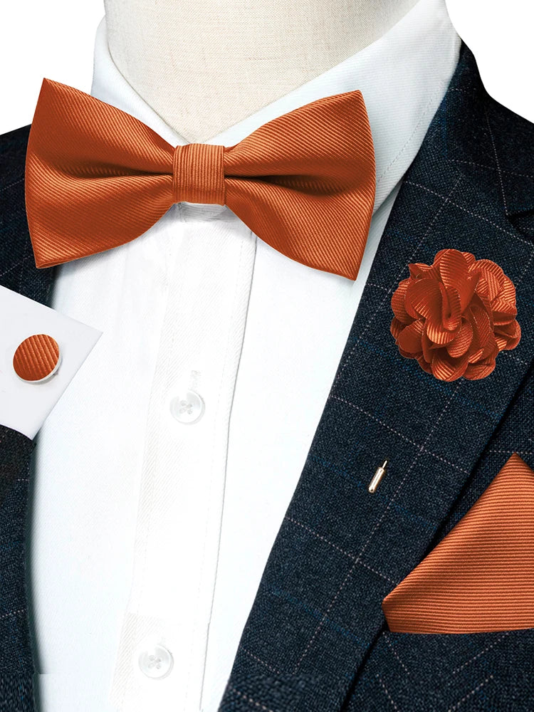 Herrset i siden - Slips, fluga, näsduk, slipsnål –  Finns i flera varianter