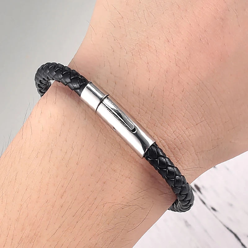 Flätat läderarmband i stål – unisex armband med geometrisk design