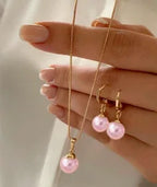 Pärlsmyckeset dam – Halsband och örhängen